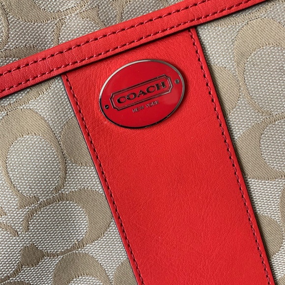 Coral Coach Crossbody - Picture 1 of 3